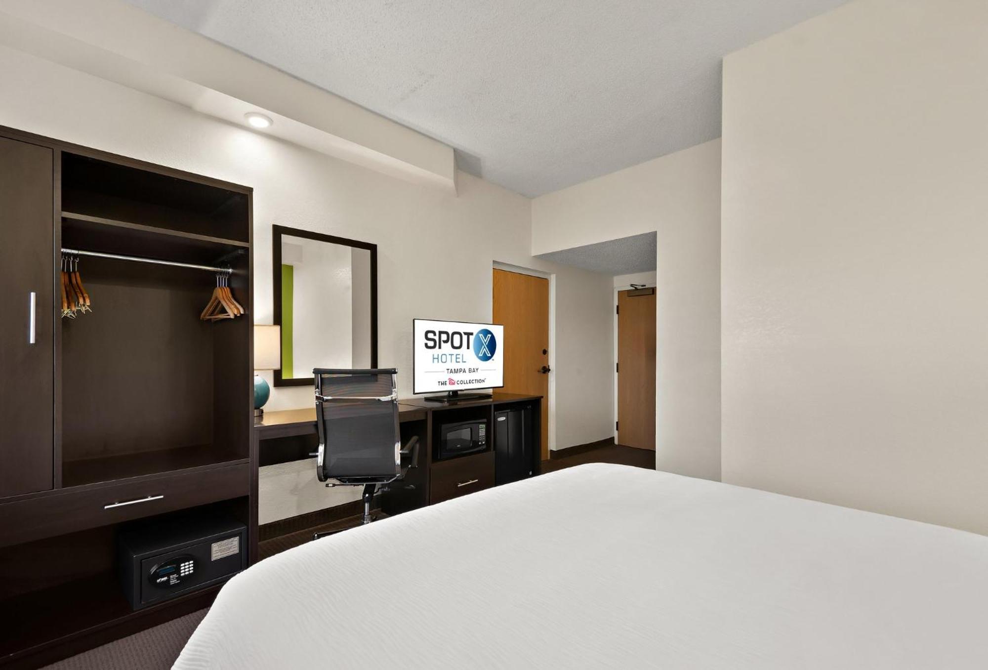Spot X Hotel Tampa - Wesley Chapel By The Red Collection Extérieur photo