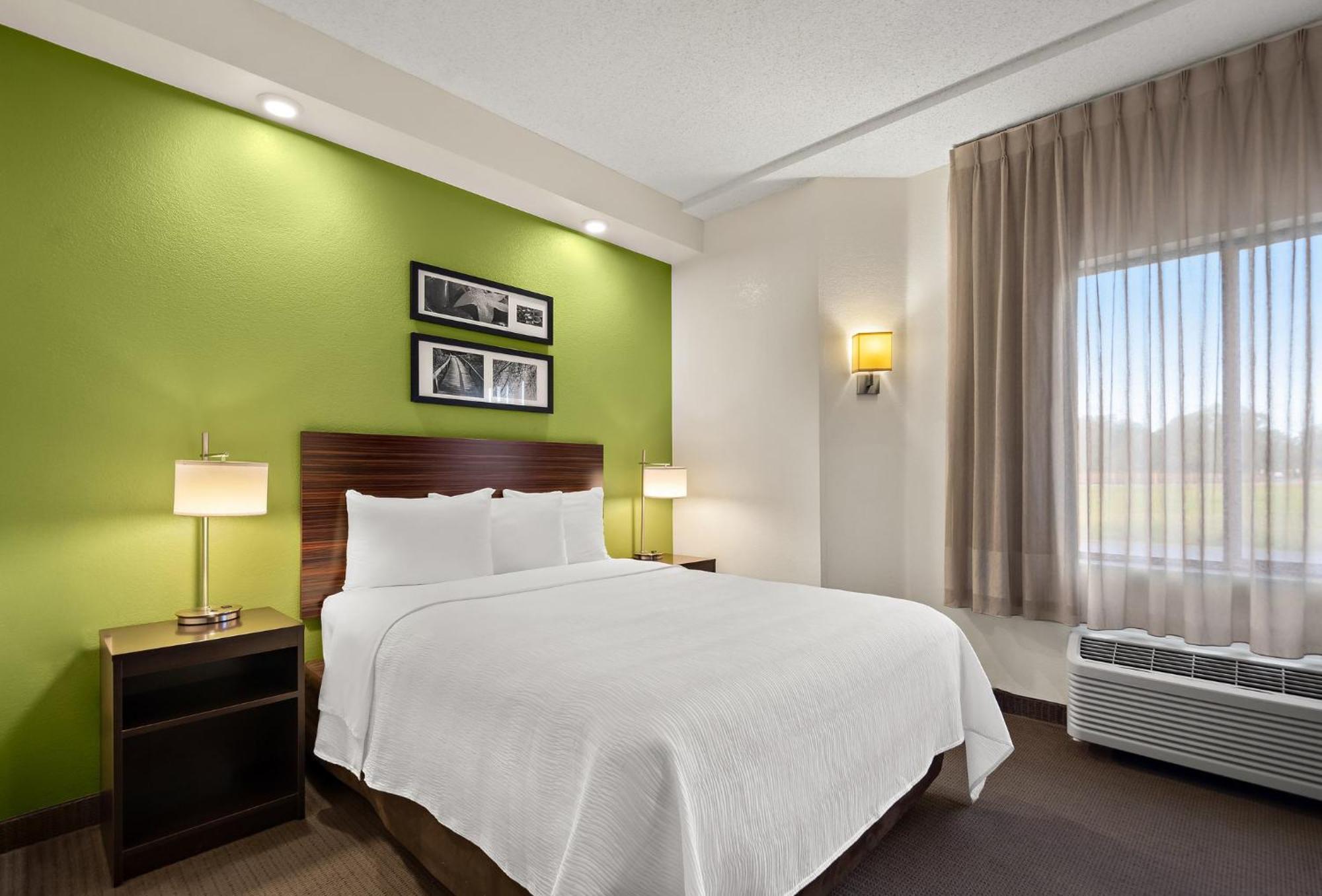 Spot X Hotel Tampa - Wesley Chapel By The Red Collection Extérieur photo