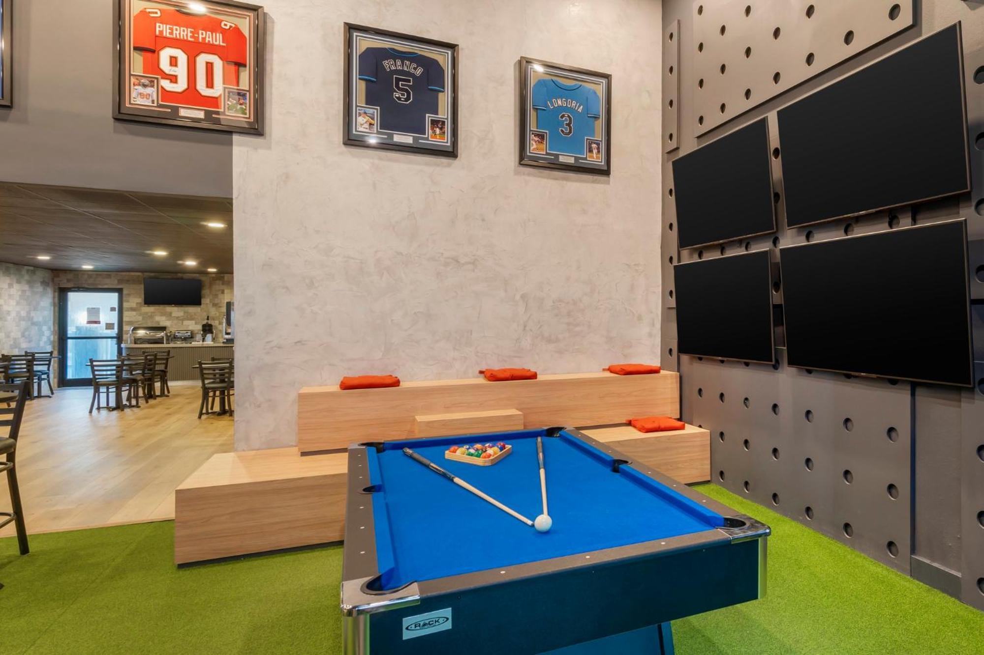 Spot X Hotel Tampa - Wesley Chapel By The Red Collection Extérieur photo